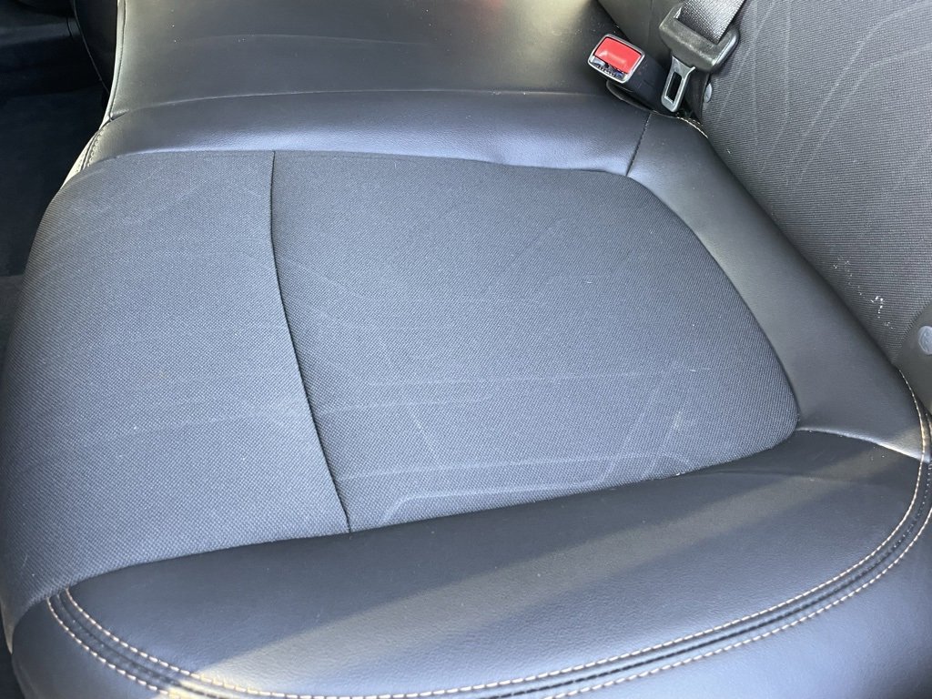 Used 2022 Chevrolet Trax LT w/ Sport Edition image 15