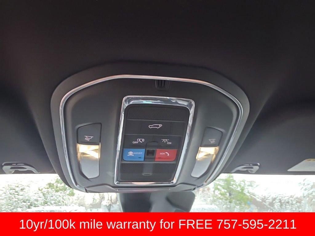 Used 2023 Jeep Wagoneer L Series II image 19