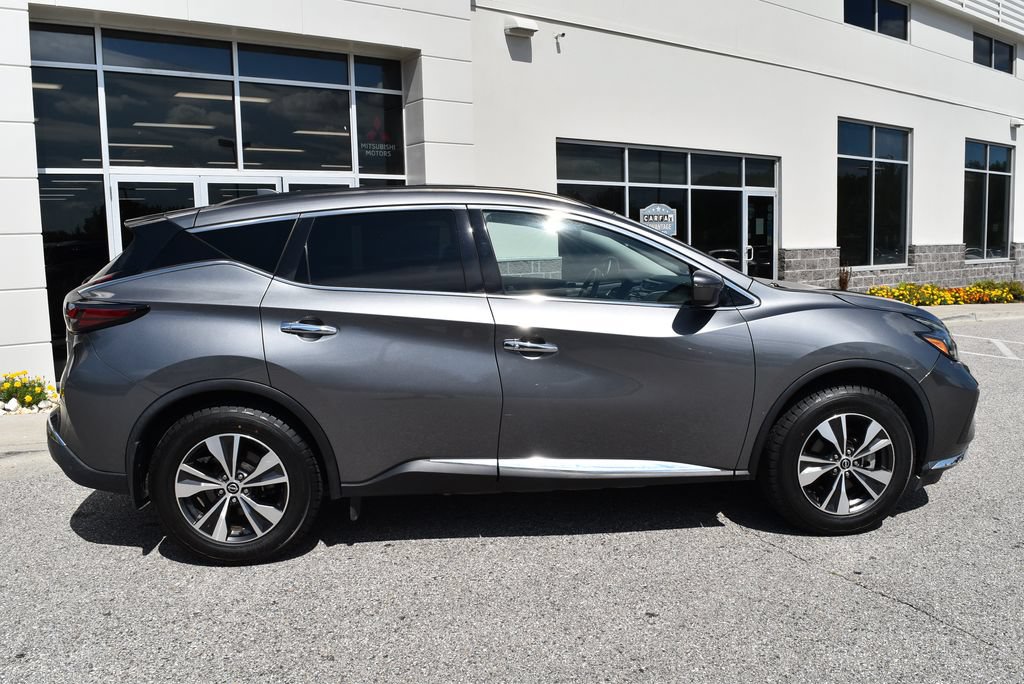 Used 2023 Nissan Murano SV FWD image 2