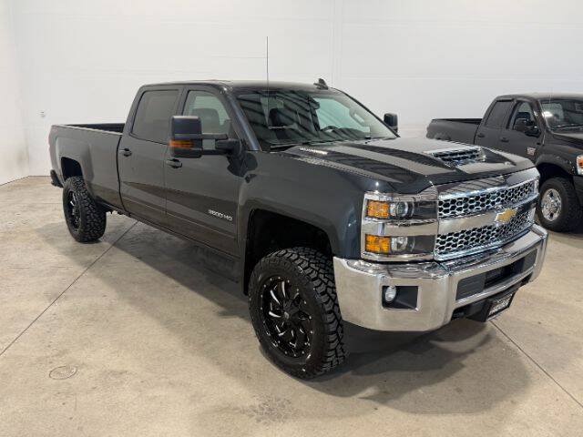 Used 2019 Chevrolet Silverado 3500 LT w/ LT Convenience Package AWD/4WD image 6