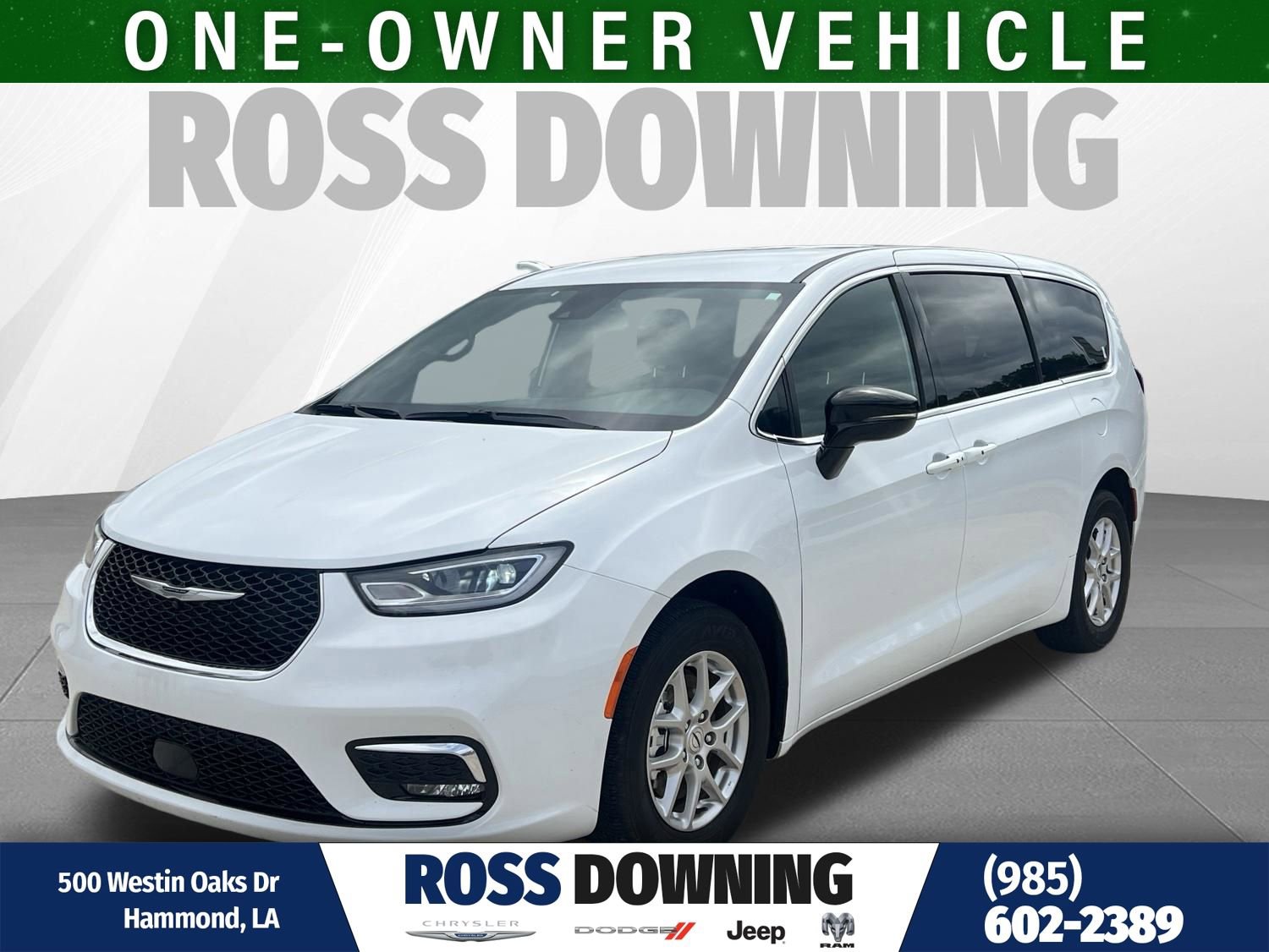 Used 2025 Chrysler Pacifica Select FWD image 1