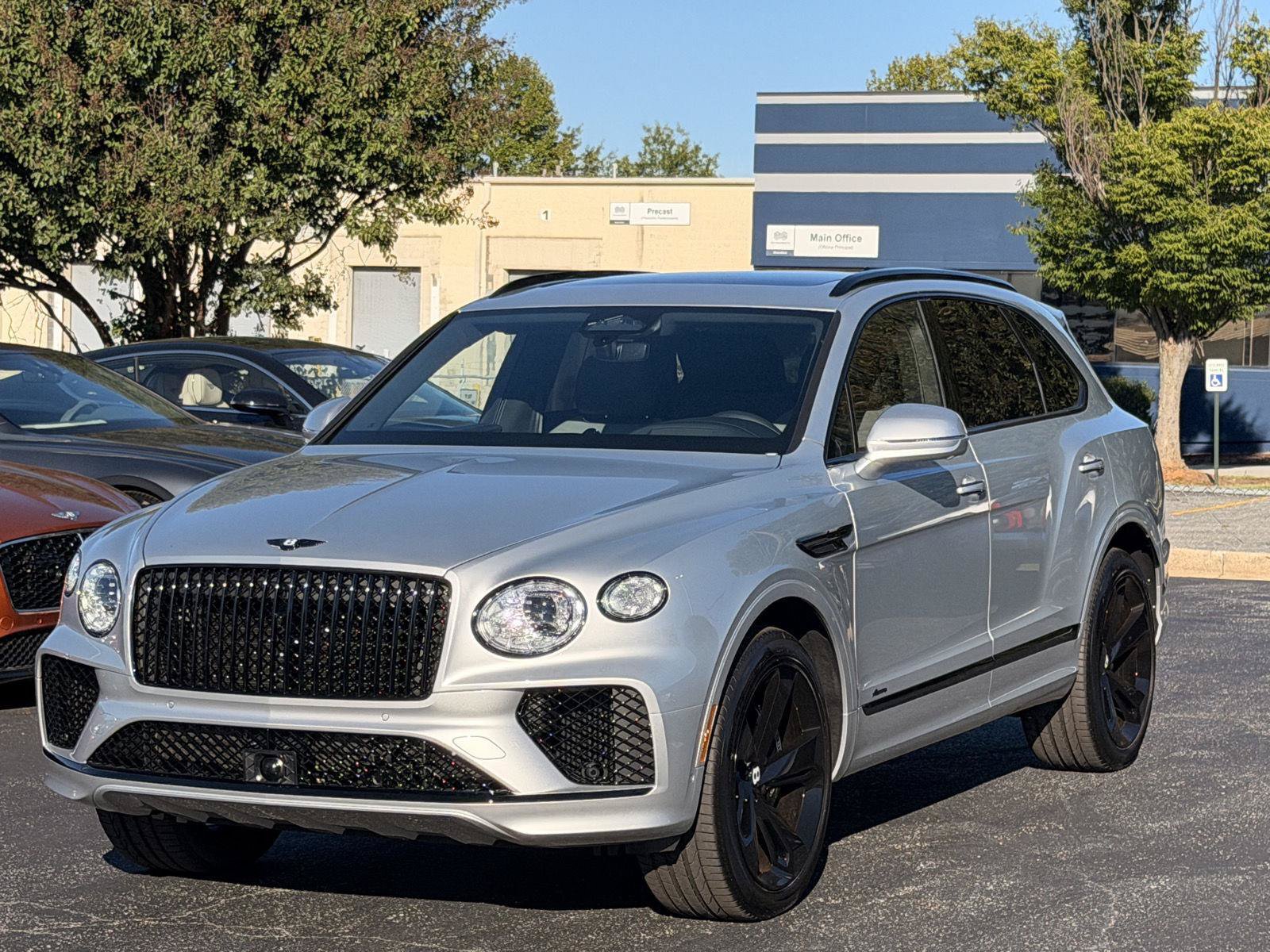 New 2027 Bentley Bentayga AWD/4WD image 11