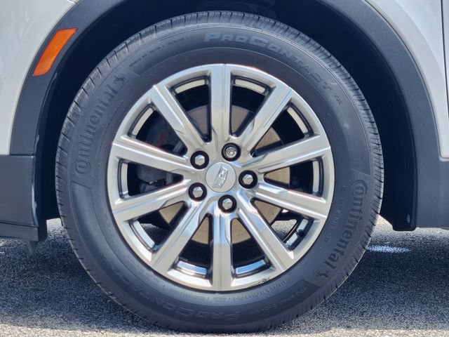 Used 2022 Cadillac XT4 Premium Luxury w/ Cold Weather Package FWD image 11