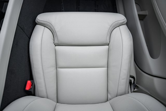 New 2026 Volvo XC60 B5 Ultra w/ Protection Package Premier image 30