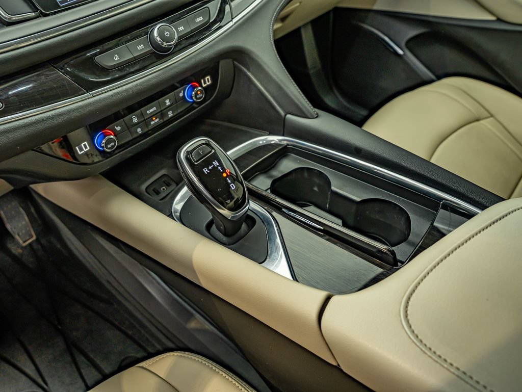 Used 2019 Buick Enclave Essence FWD image 28