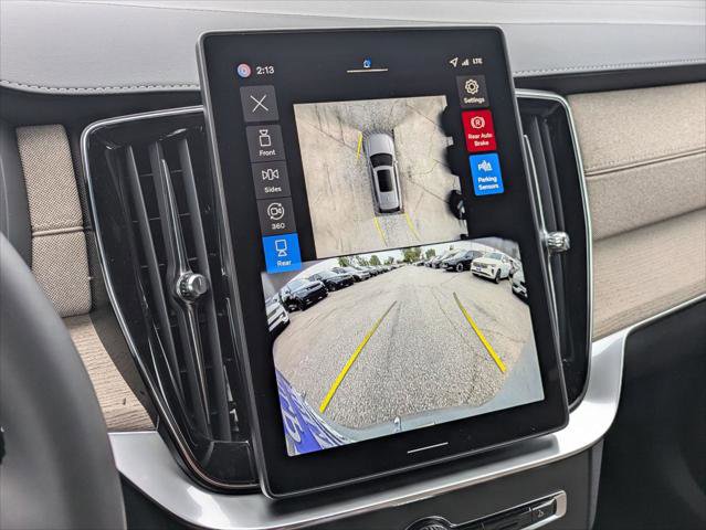New 2026 Volvo XC90 B5 Plus w/ Protection Package AWD/4WD image 10