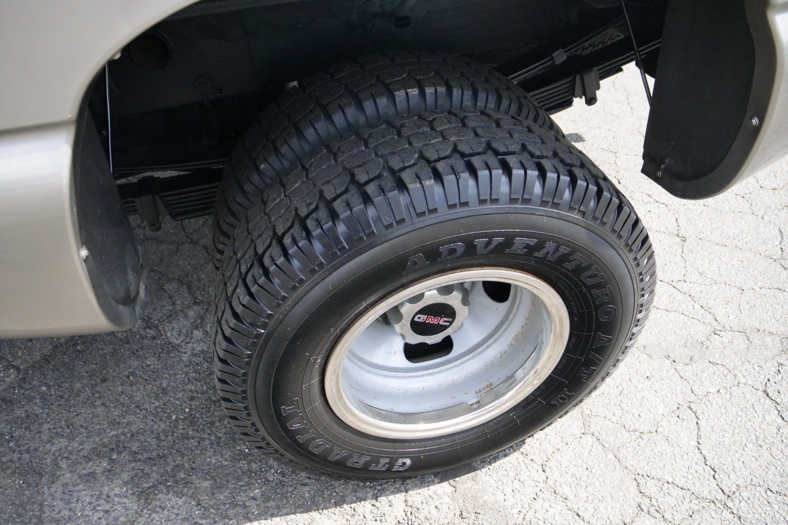 Used 2001 GMC Sierra 3500 4x4 Extended Cab image 21