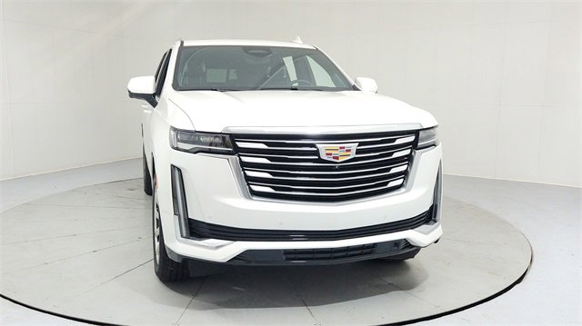 Used 2021 Cadillac Escalade Premium Luxury Platinum w/ Heavy-Duty Trailer Package image 8