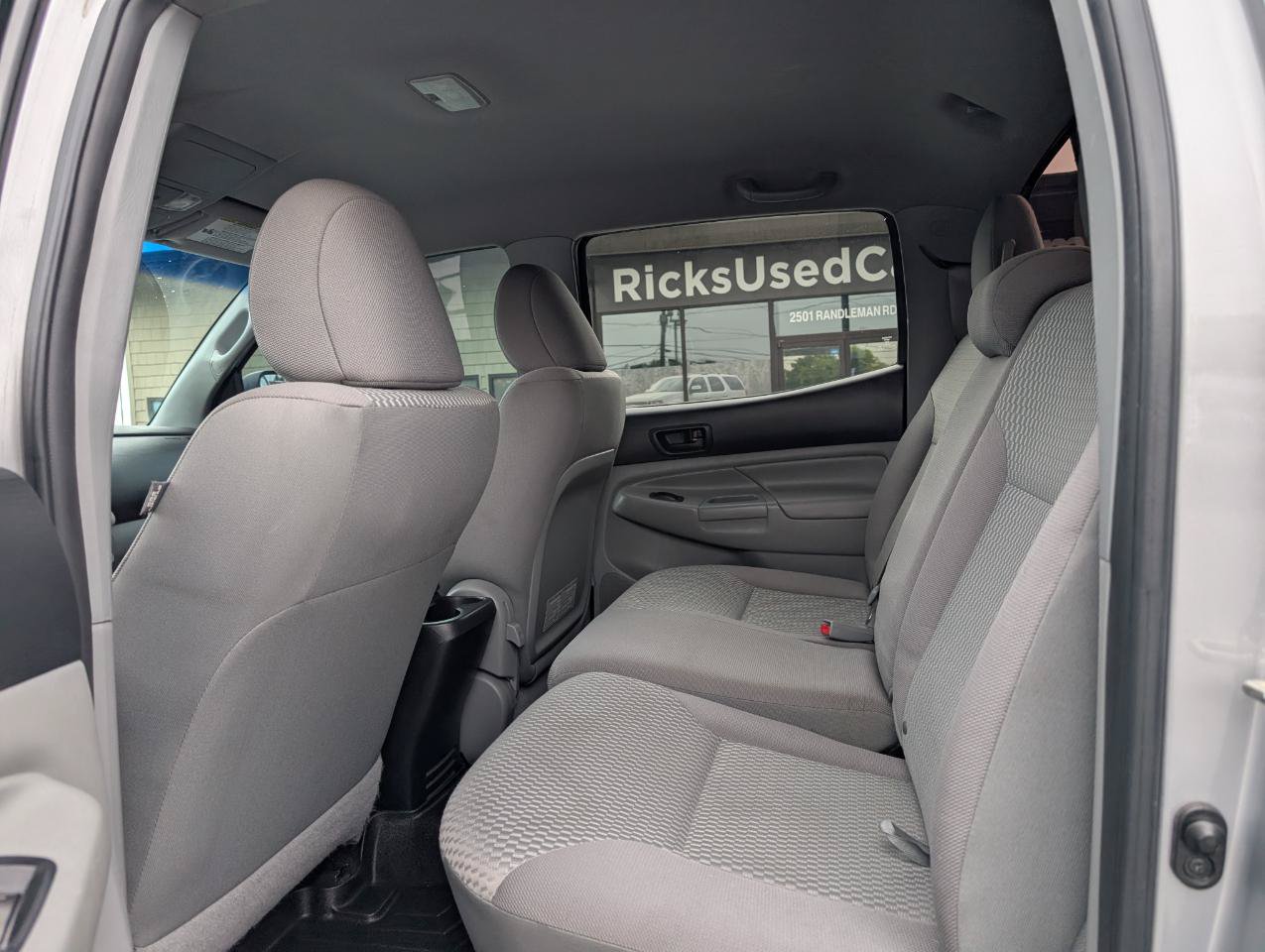 Used 2015 Toyota Tacoma PreRunner w/ SR5 Package RWD image 18