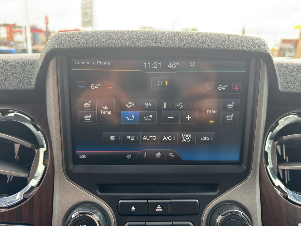 Used 2015 Ford F250 Lariat w/ Lariat Ultimate Package AWD/4WD image 28