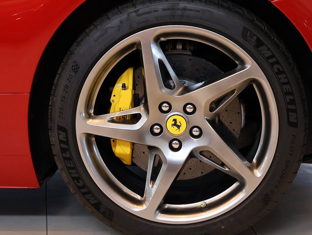 Certified 2013 Ferrari 458 Spider image 47