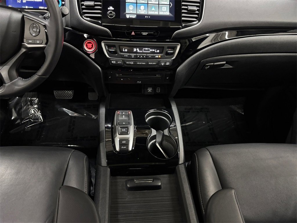 Used 2022 Honda Pilot Touring image 25