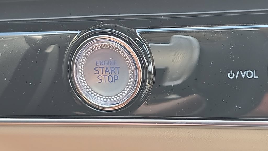 New 2026 Genesis GV70 2.5T Select AWD/4WD image 28
