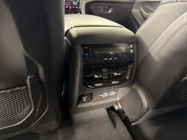 Used 2024 Jeep Grand Cherokee L Laredo AWD/4WD image 24