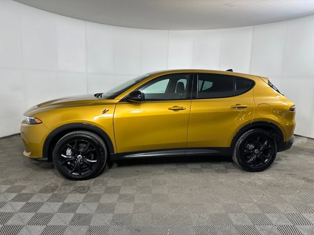 Used 2024 Dodge Hornet R/T w/ R/T Blacktop Package image 6