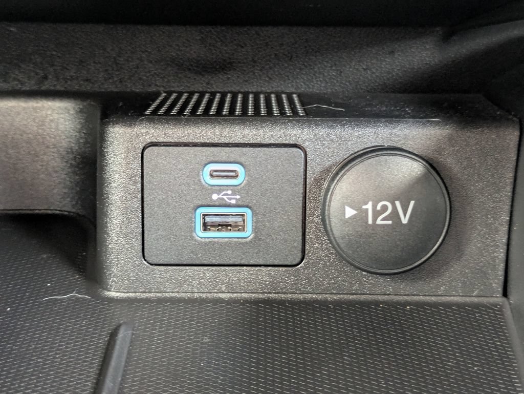 Certified 2023 Ford Escape SE FWD image 22