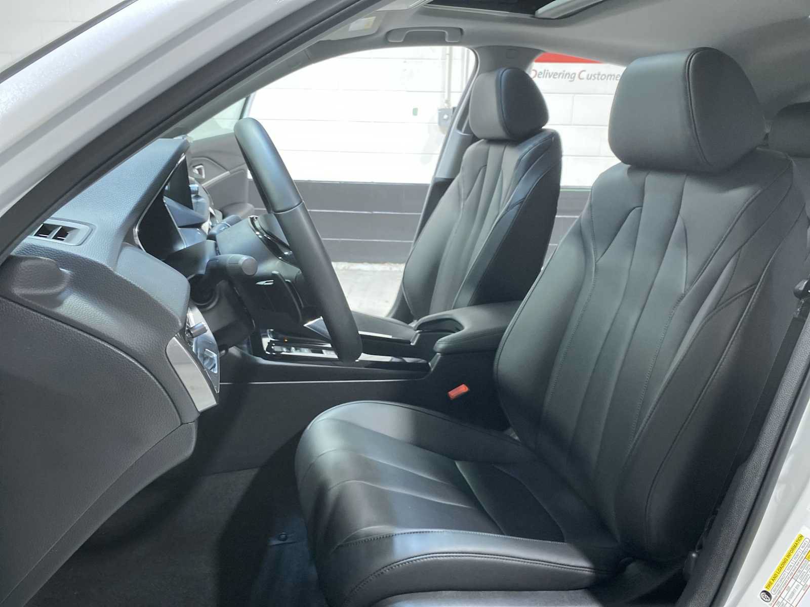 Used 2026 Acura Integra FWD image 11