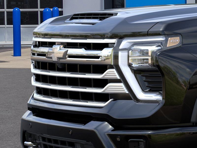 New 2026 Chevrolet Silverado 3500 High Country w/ Technology Package AWD/4WD image 14