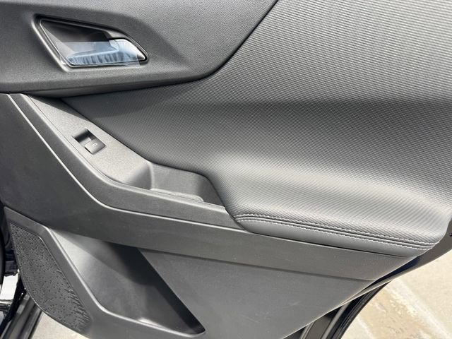 New 2026 Chevrolet Equinox LT w/ Convenience Package II image 9