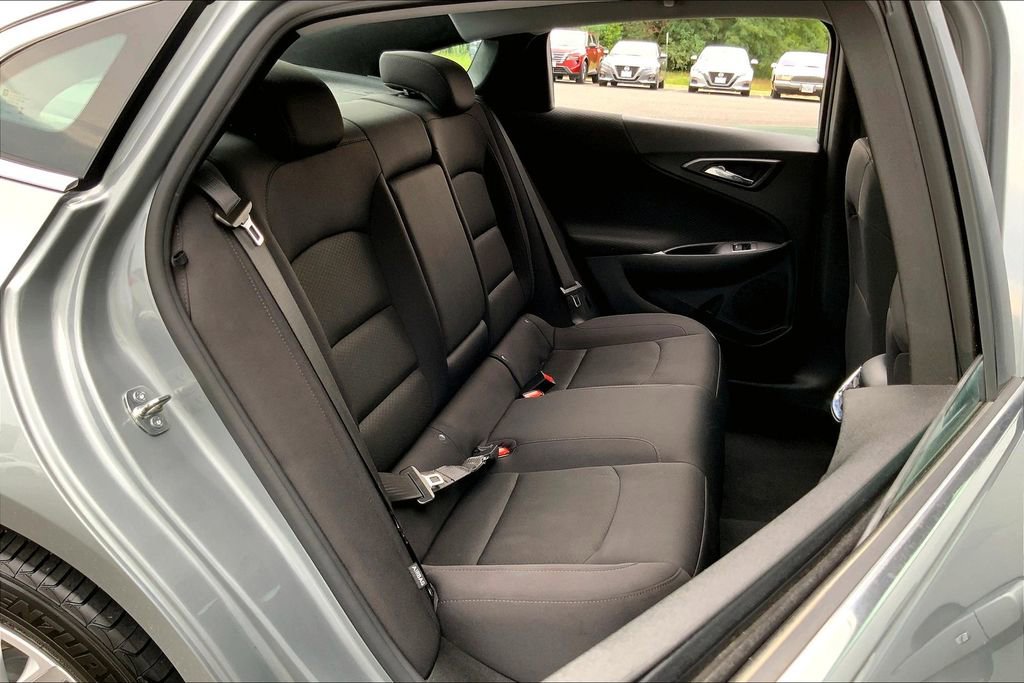 Used 2024 Chevrolet Malibu LT image 19