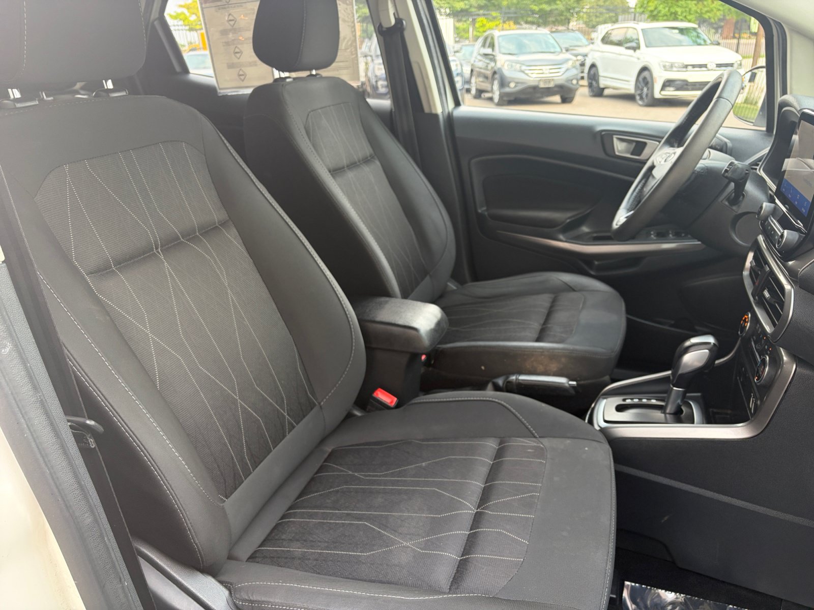 Used 2020 Ford EcoSport SE FWD image 29
