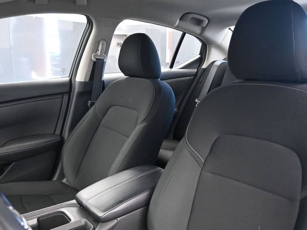 Used 2025 Nissan Sentra S image 23