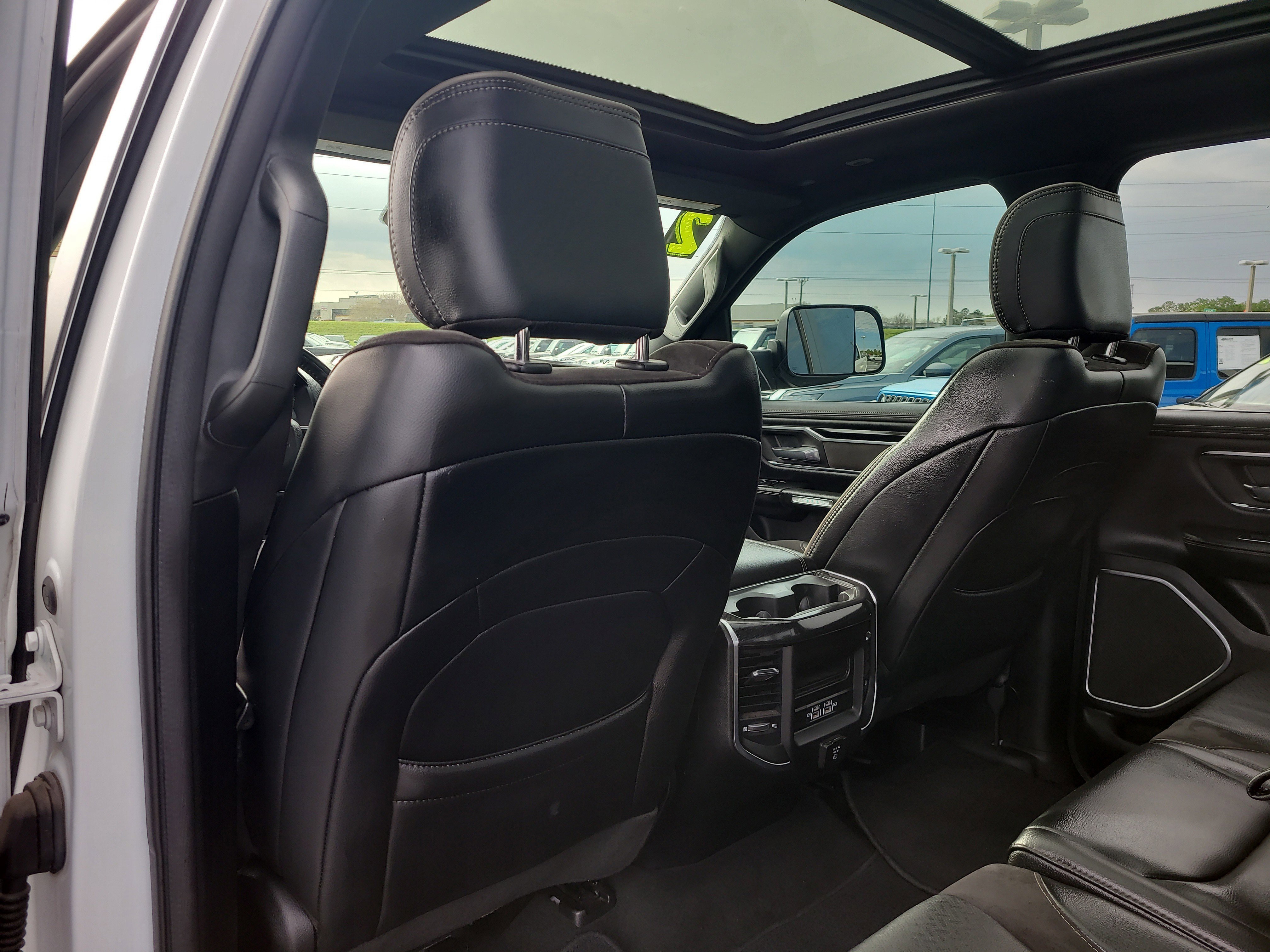 Used 2022 RAM 1500 Laramie image 13