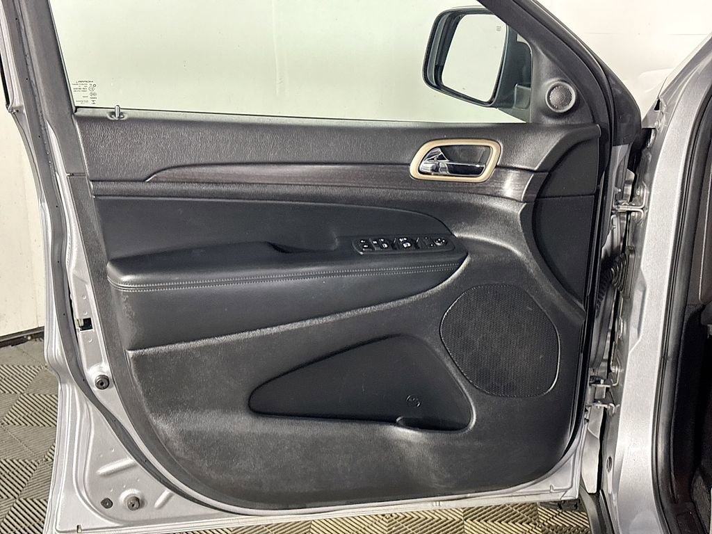 Used 2014 Jeep Grand Cherokee Laredo w/ Quick Order Package 23E image 10