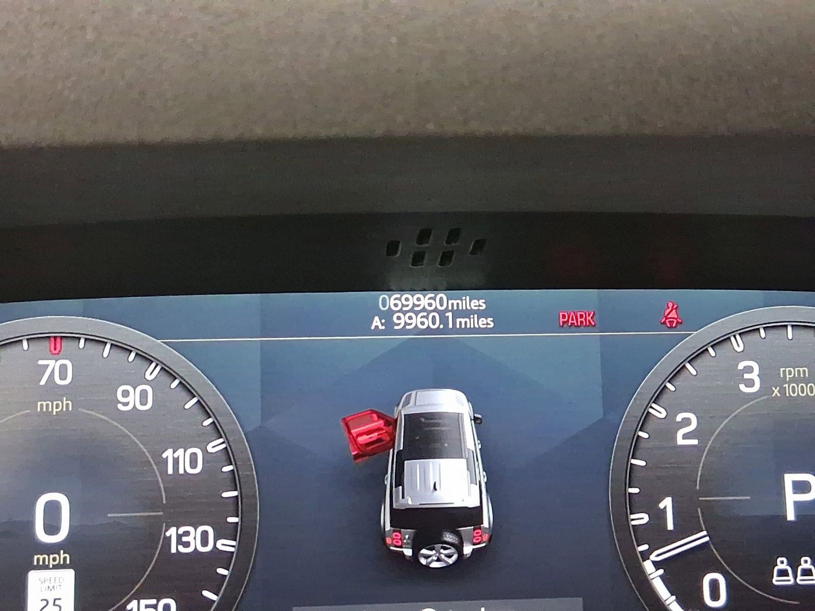 Used 2022 Land Rover Defender 110 X-Dynamic SE image 21