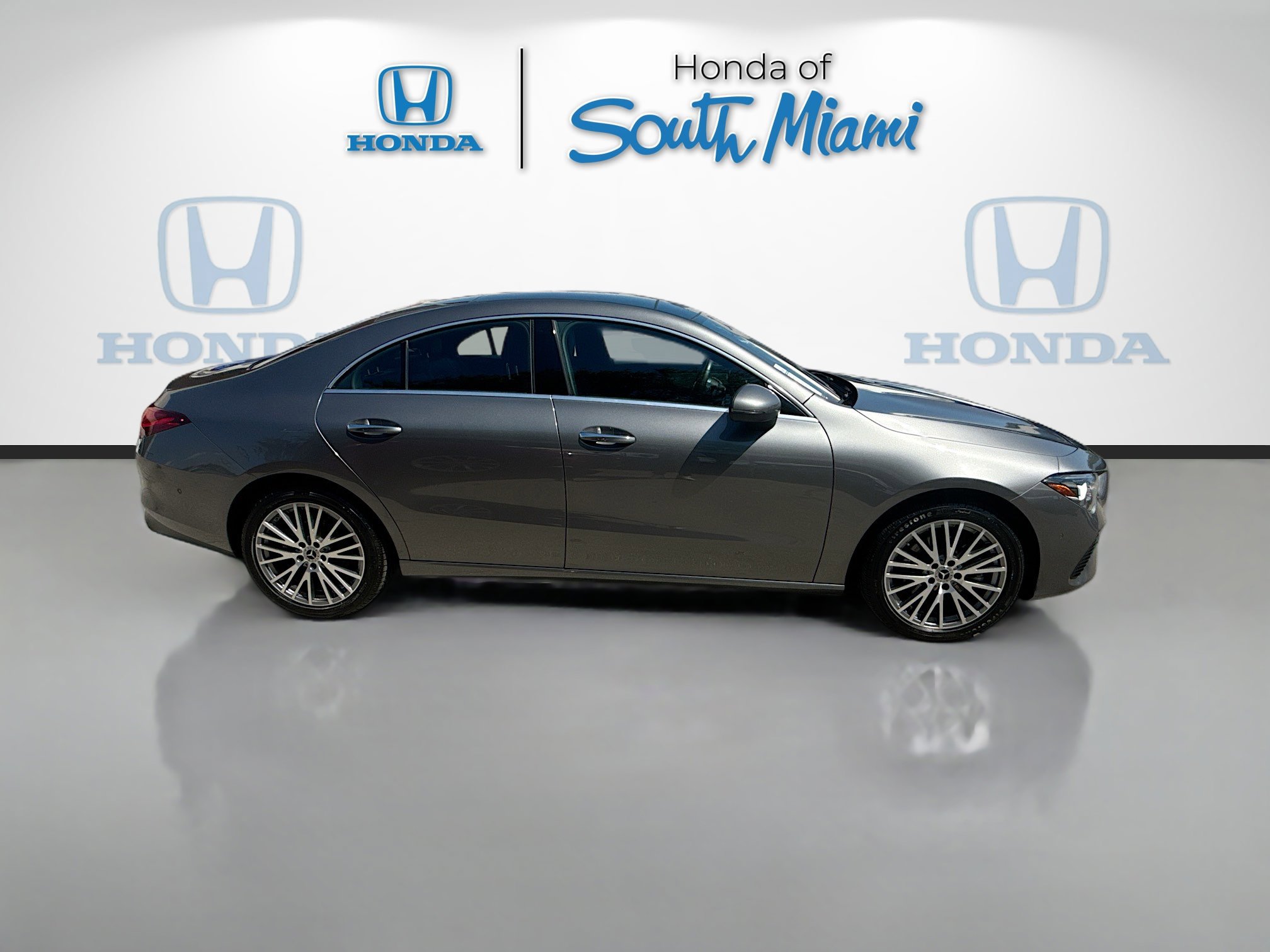 Used 2025 Mercedes-Benz CLA 250 image 8