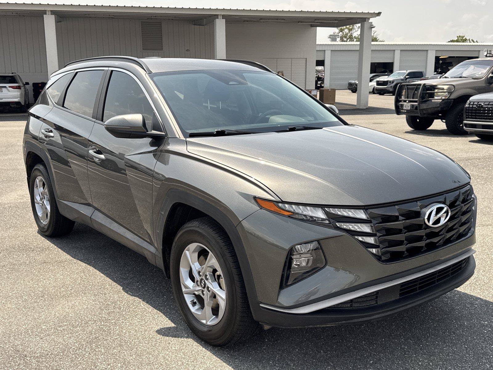 Used 2023 Hyundai Tucson SEL AWD/4WD image 2