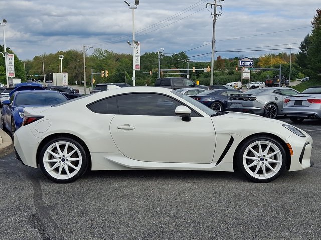 Used 2022 Subaru BRZ Limited RWD image 9