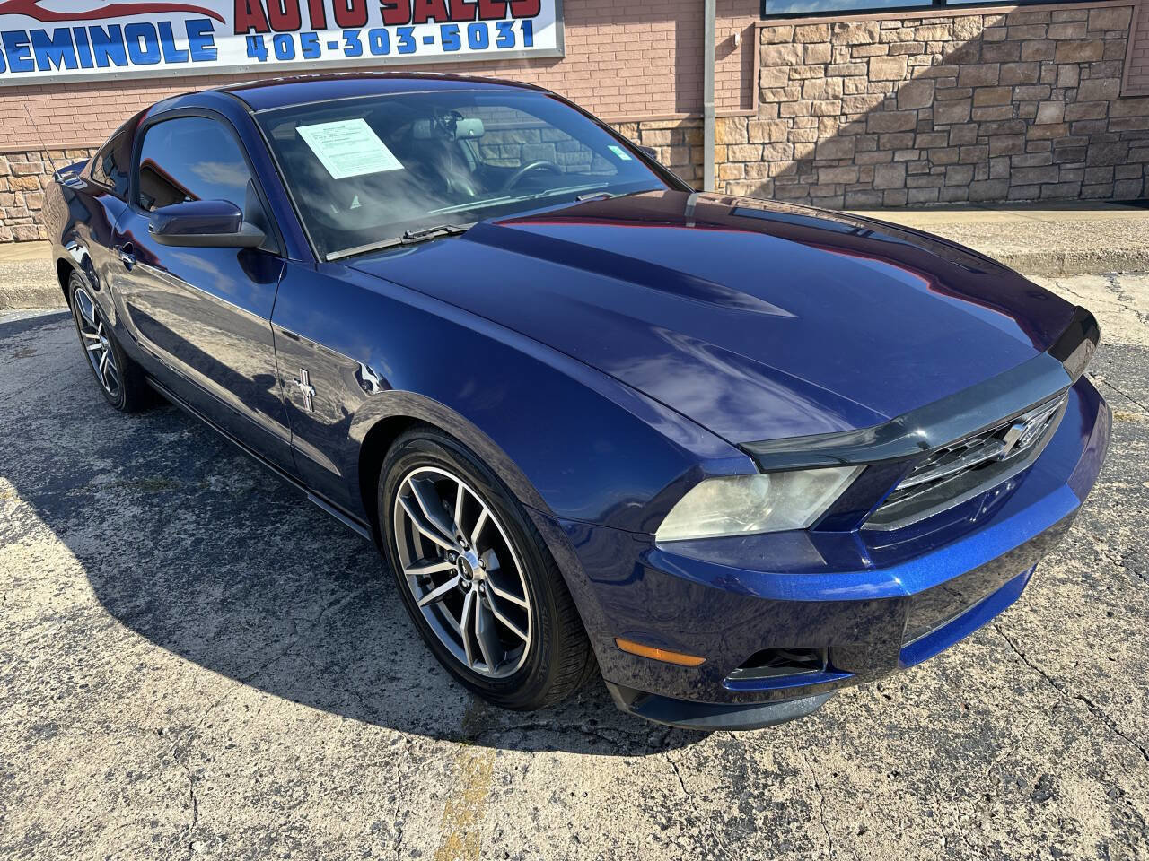 Used 2012 Ford Mustang Premium image 3