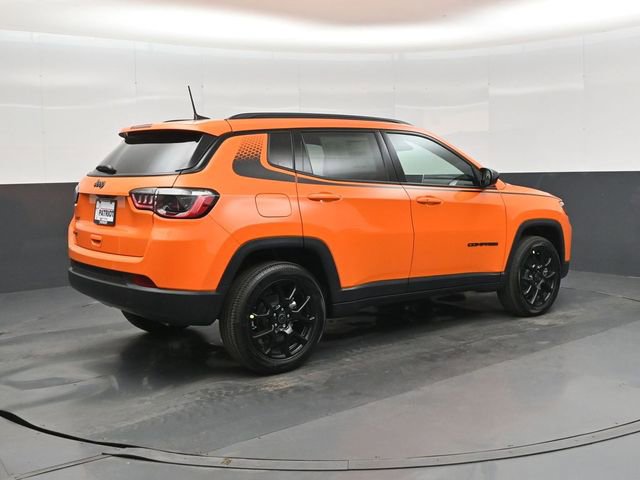 New 2026 Jeep Compass Latitude image 4