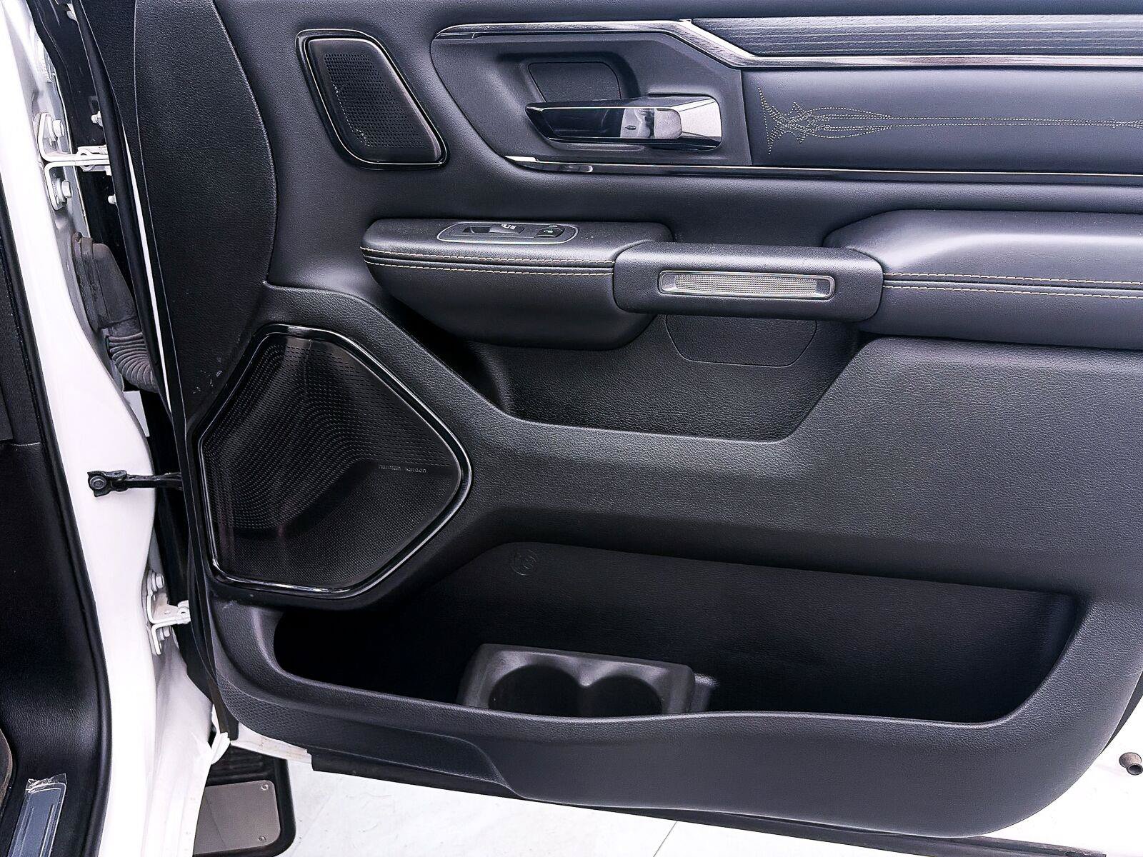 Used 2023 RAM 1500 Limited AWD/4WD image 35