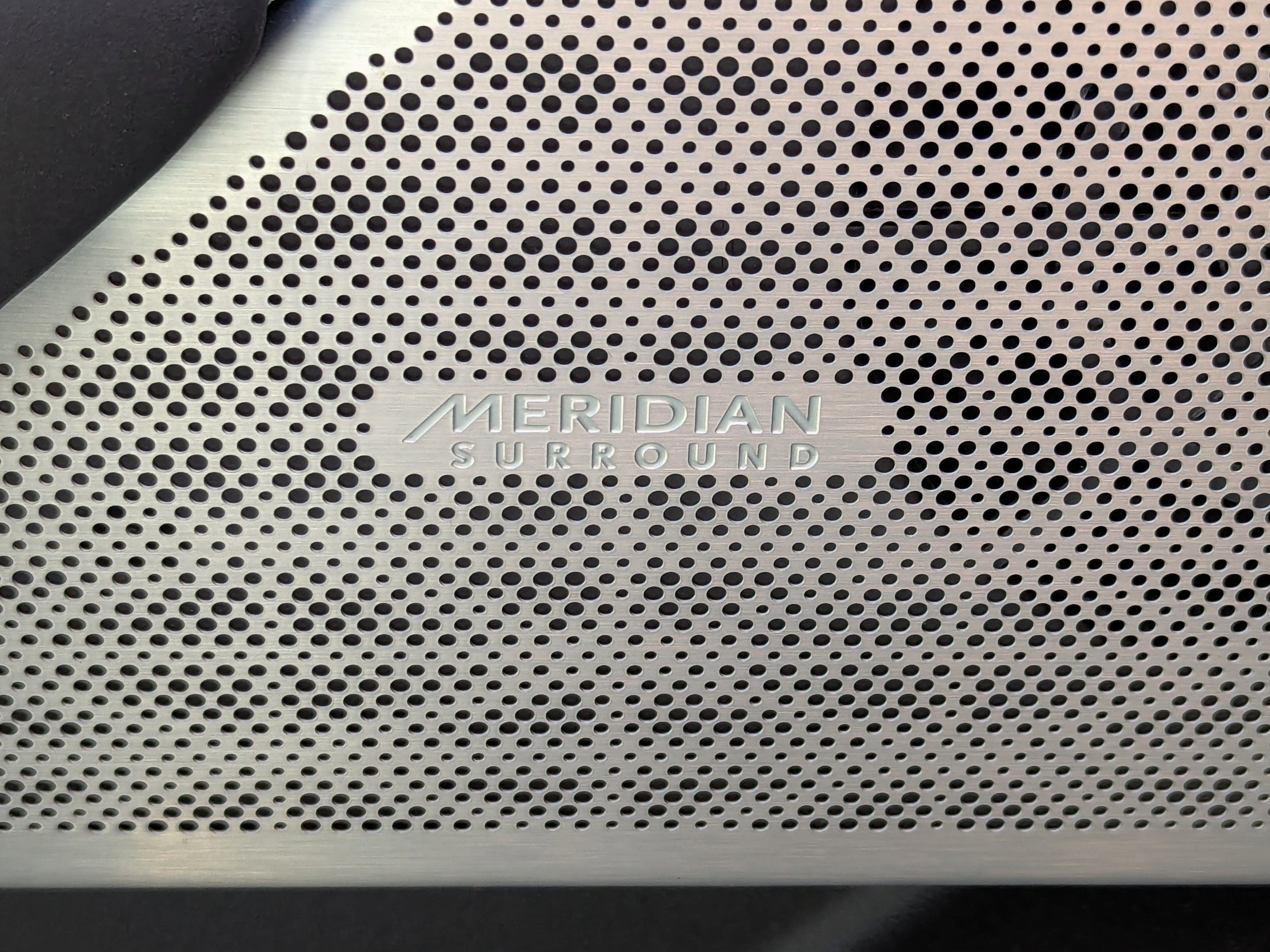 Used 2022 Land Rover Range Rover Velar S image 19