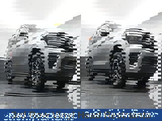 Used 2024 Ford Expedition XLT AWD/4WD image 30