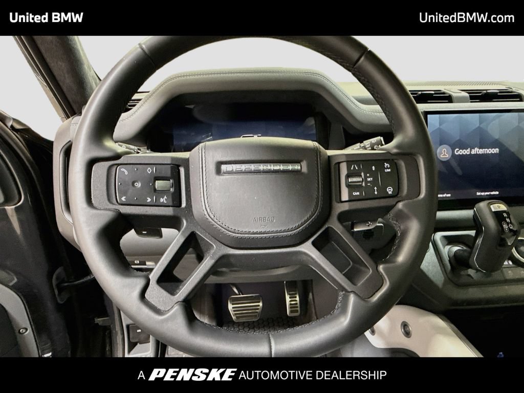 Used 2025 Land Rover Defender 110 V8 AWD/4WD image 13