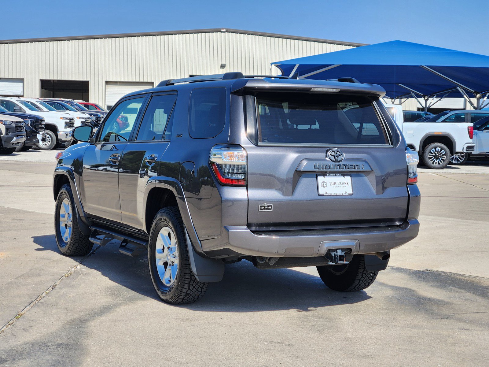 Used 2023 Toyota 4Runner SR5 Premium w/ Moonroof Package AWD/4WD image 4