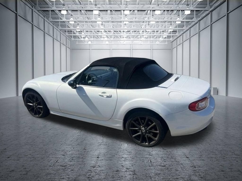 Used 2013 MAZDA MX-5 Miata Club RWD image 4