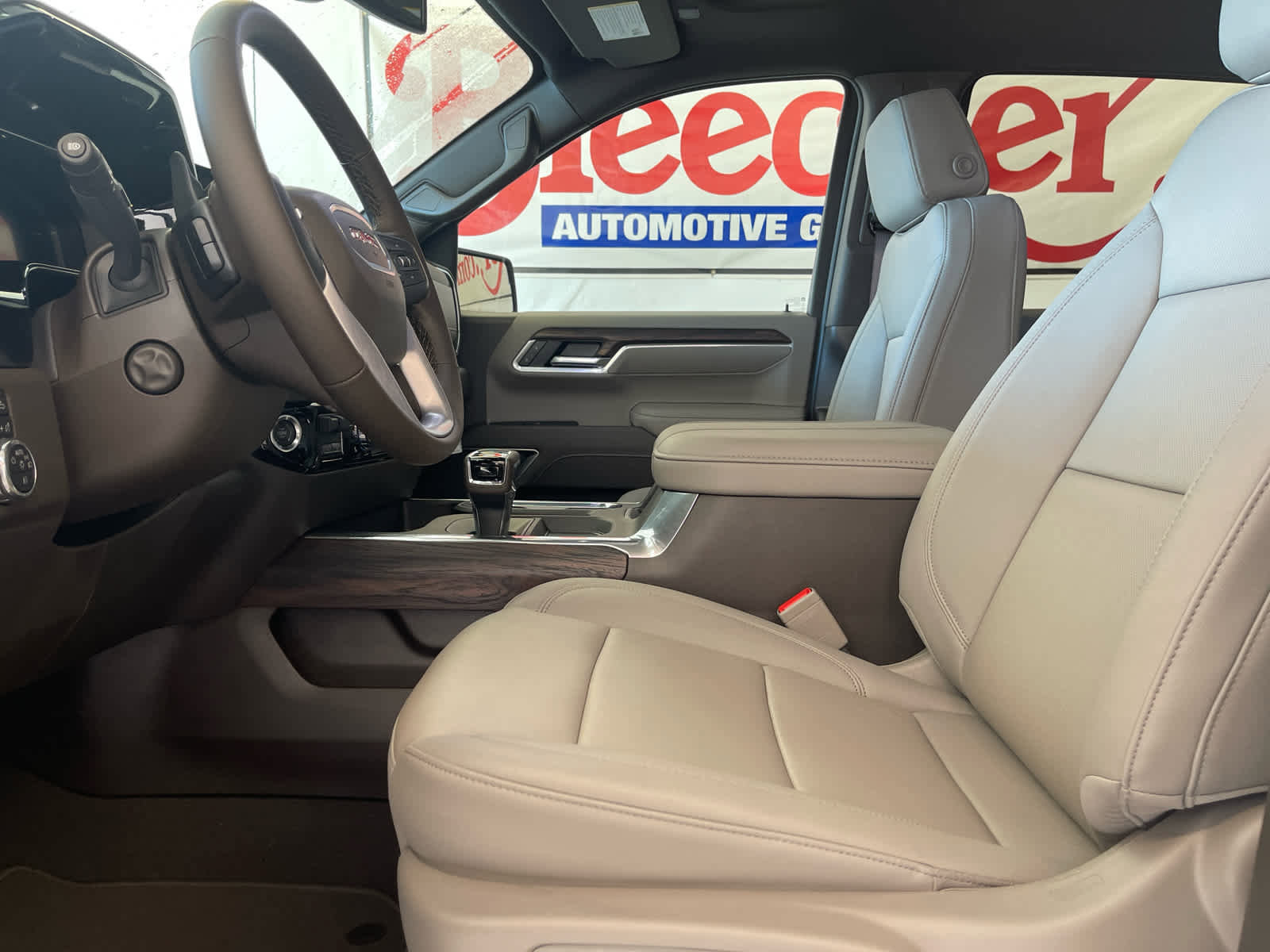 New 2026 GMC Sierra 1500 SLT w/ SLT Premium Plus Package image 15