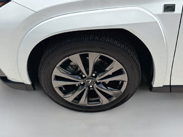 Used 2025 Lexus UX 300h FWD image 42