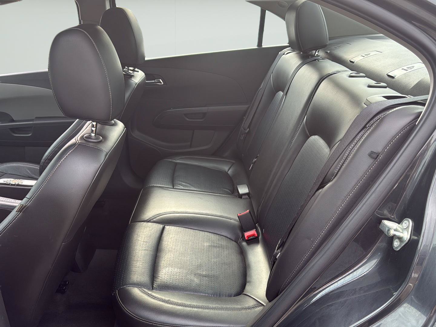 Used 2015 Chevrolet Sonic LTZ FWD image 9