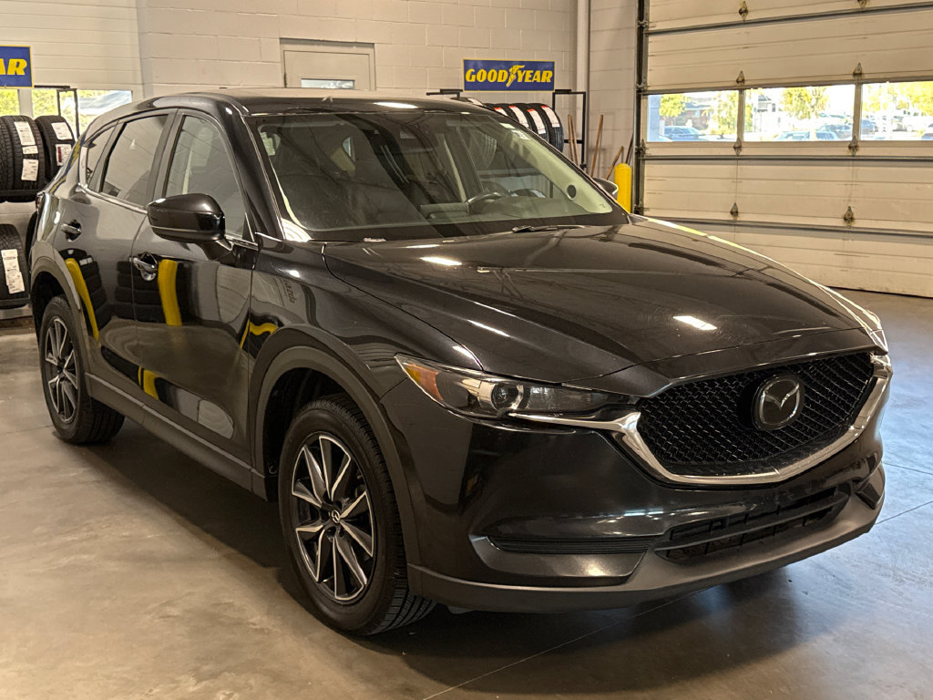 Used 2018 MAZDA CX-5 Touring w/ Preferred Equipment Package AWD/4WD image 3