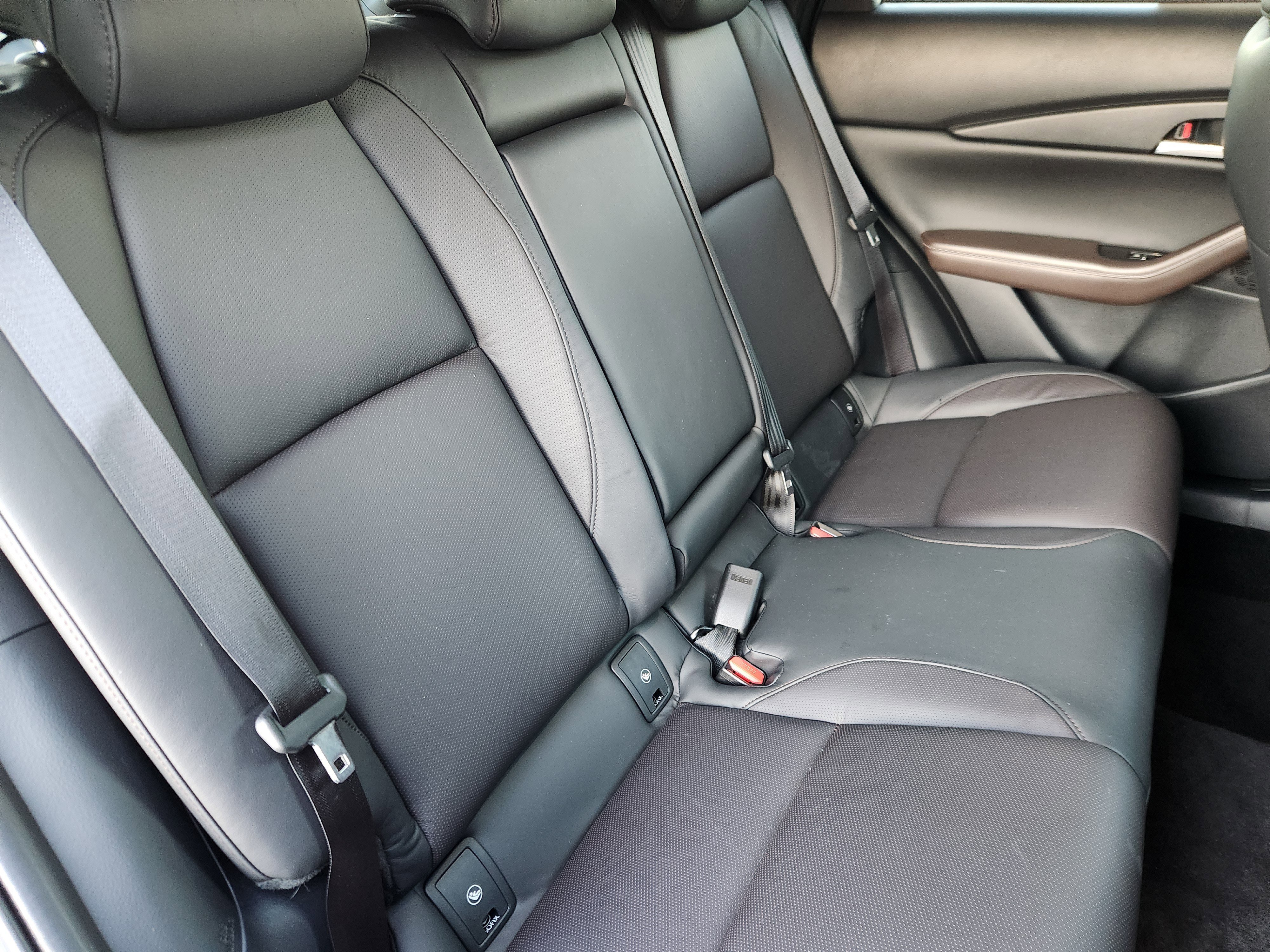 Certified 2025 MAZDA CX-30 AWD 2.5 S w/ Premium Package image 17