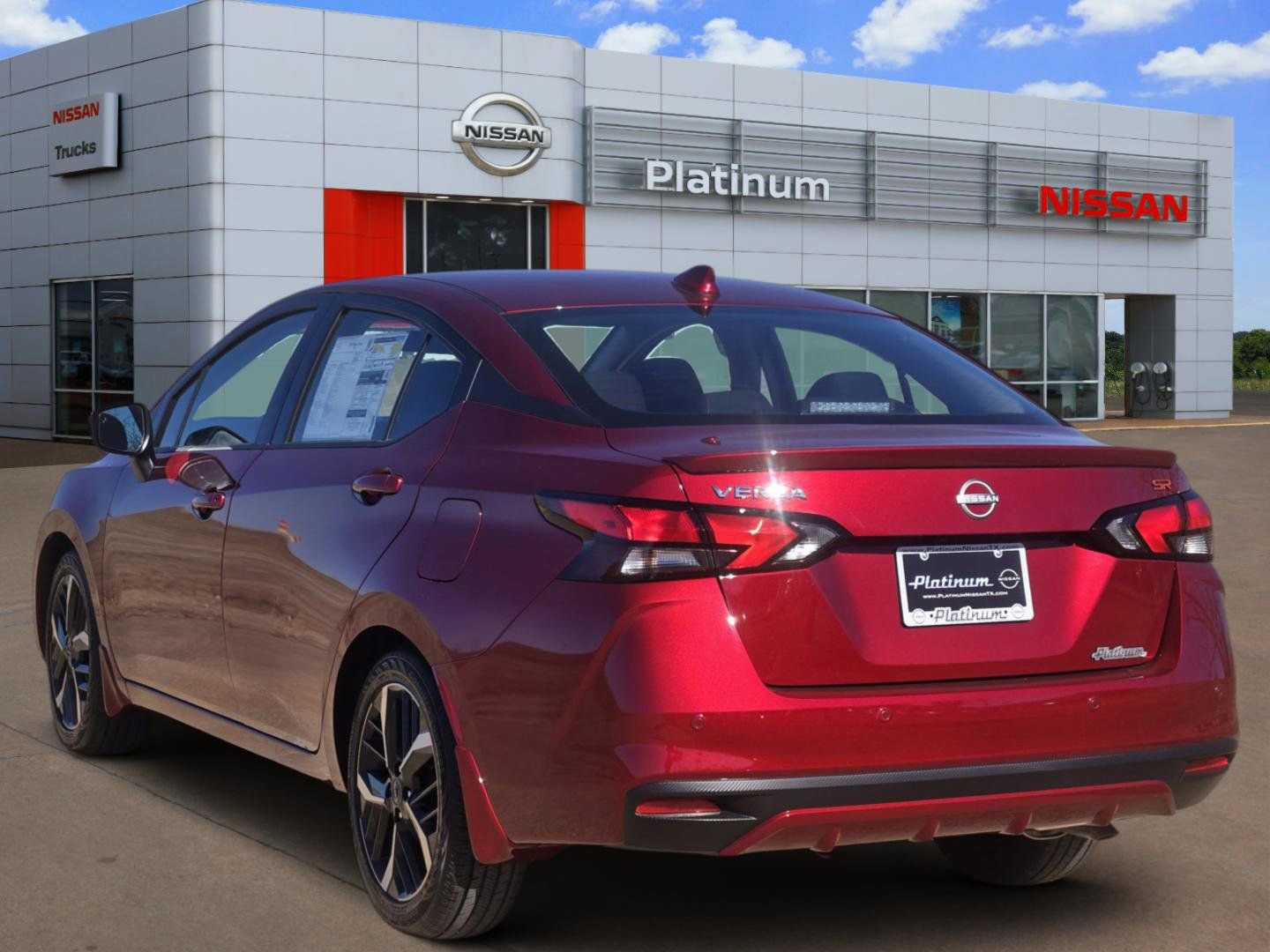 New 2025 Nissan Versa SR image 4