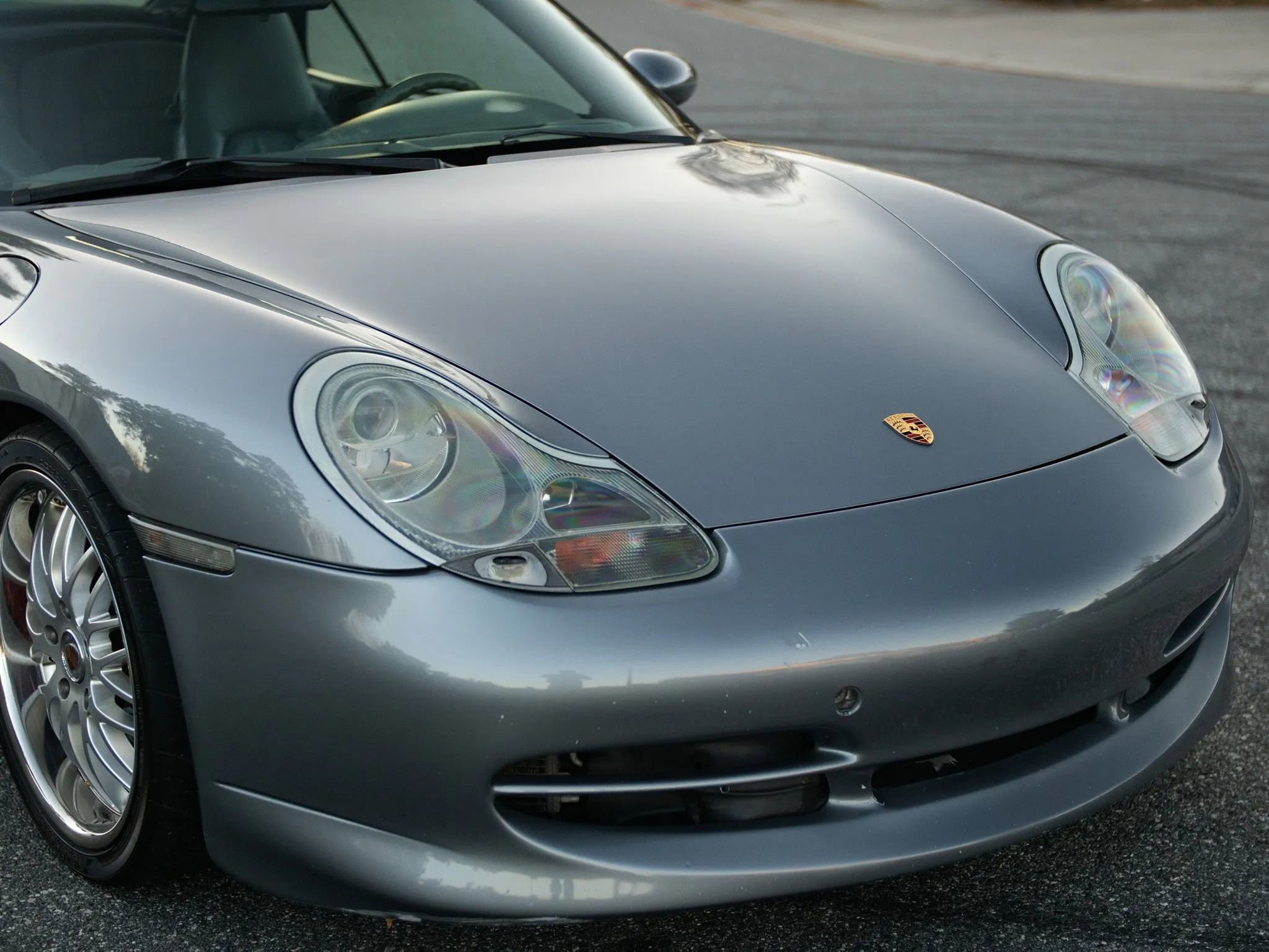 Used 2001 Porsche 911 Carrera 4 image 5