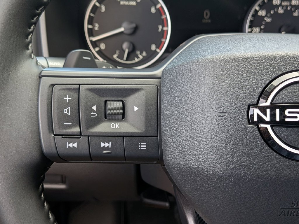 New 2026 Nissan Rogue Dark Armor AWD/4WD image 25