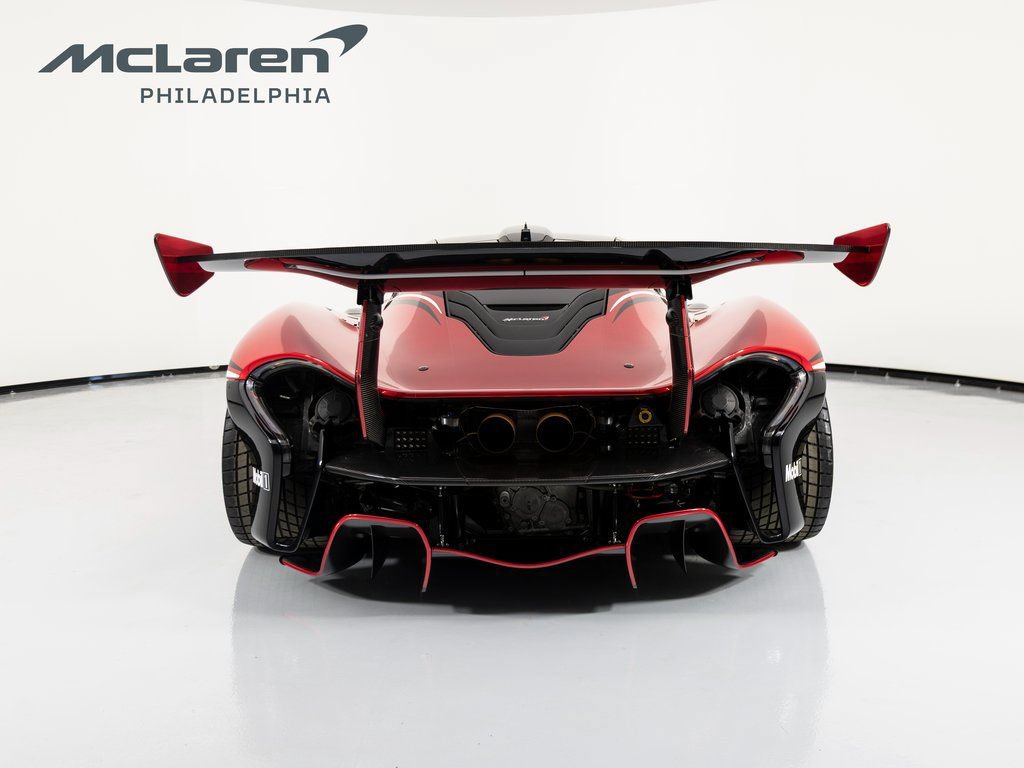 Used 2015 McLaren P1 RWD image 6