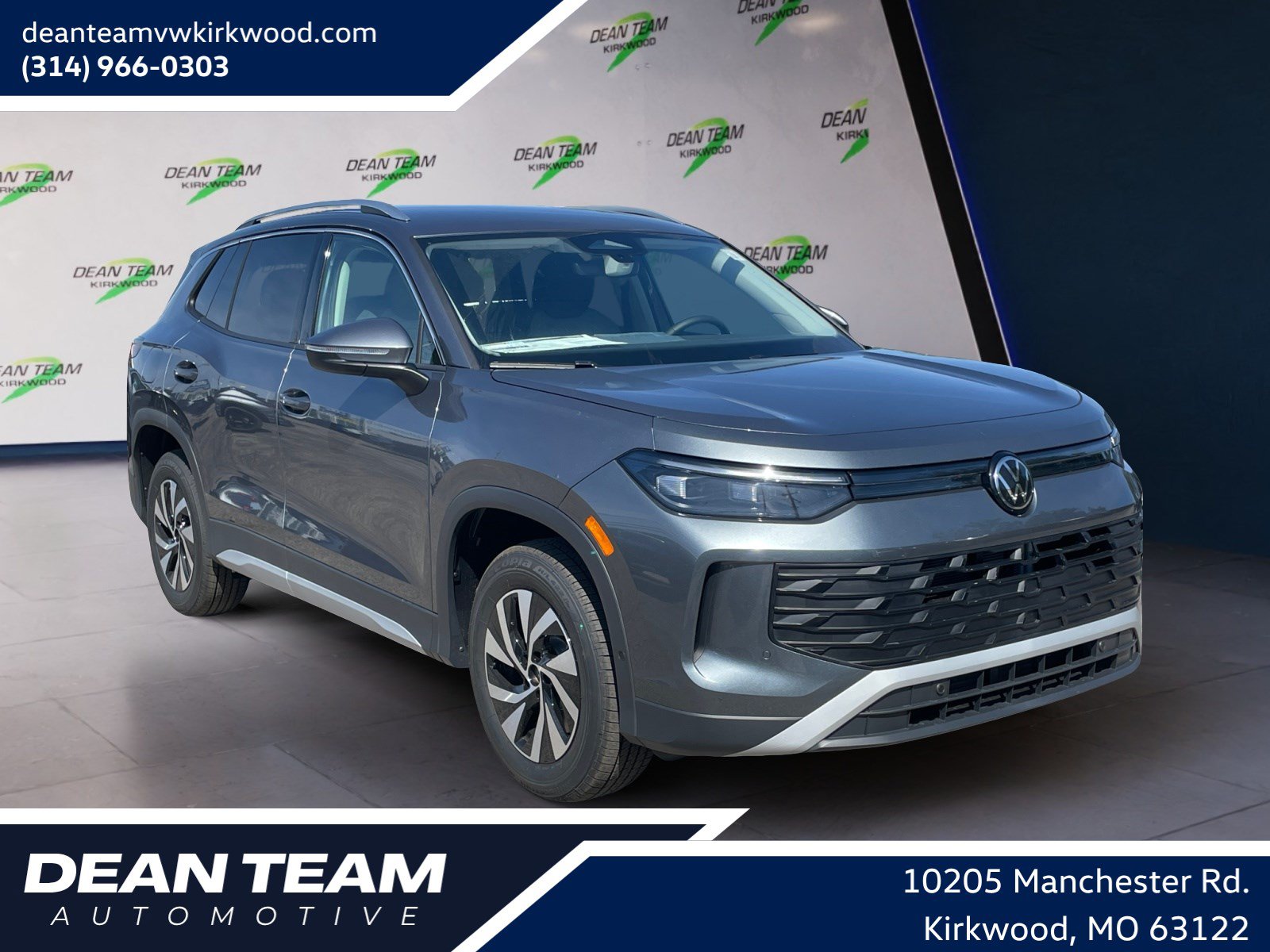 New 2025 Volkswagen Tiguan S AWD/4WD image 1